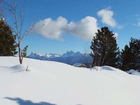 Vista sul Peitlerkofel e sul gruppo del Geisler