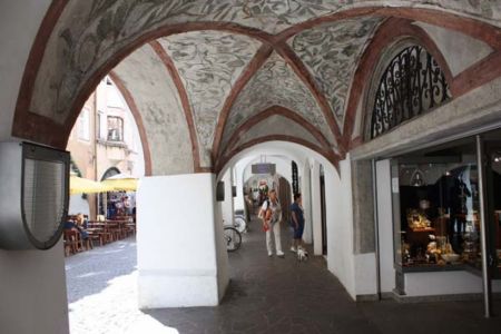 Altstadt Brixen, flanieren in den Lauben